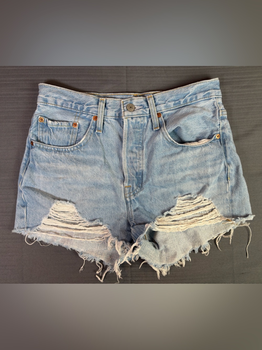 Levi’s 501 Cut Off Shorts W26 Light Wash Distressed High Rise Button Fly Denim